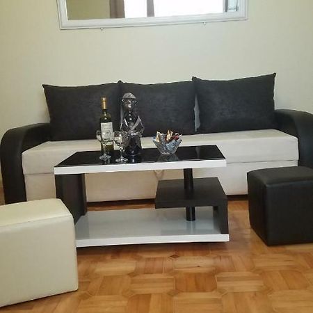 Marini Apartment Tbilisi Bagian luar foto