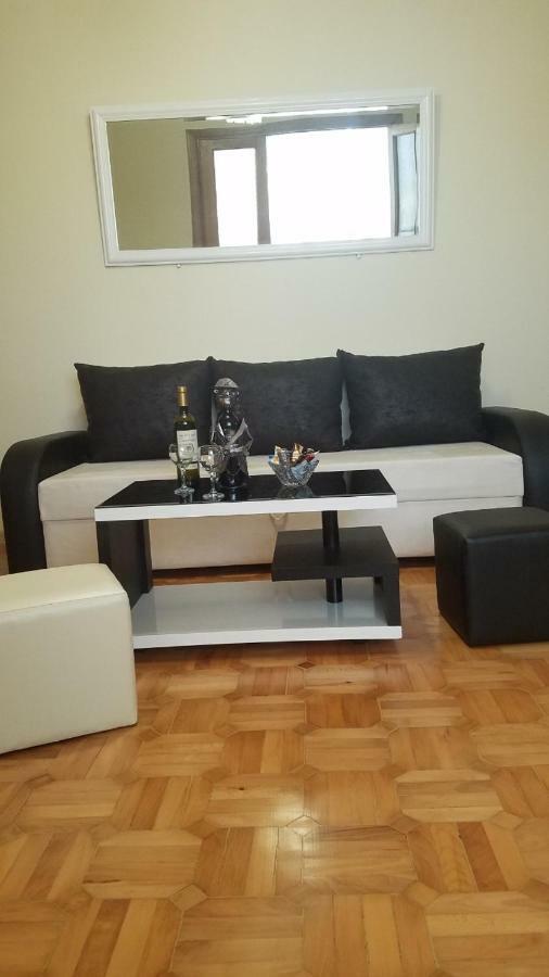 Marini Apartment Tbilisi Bagian luar foto